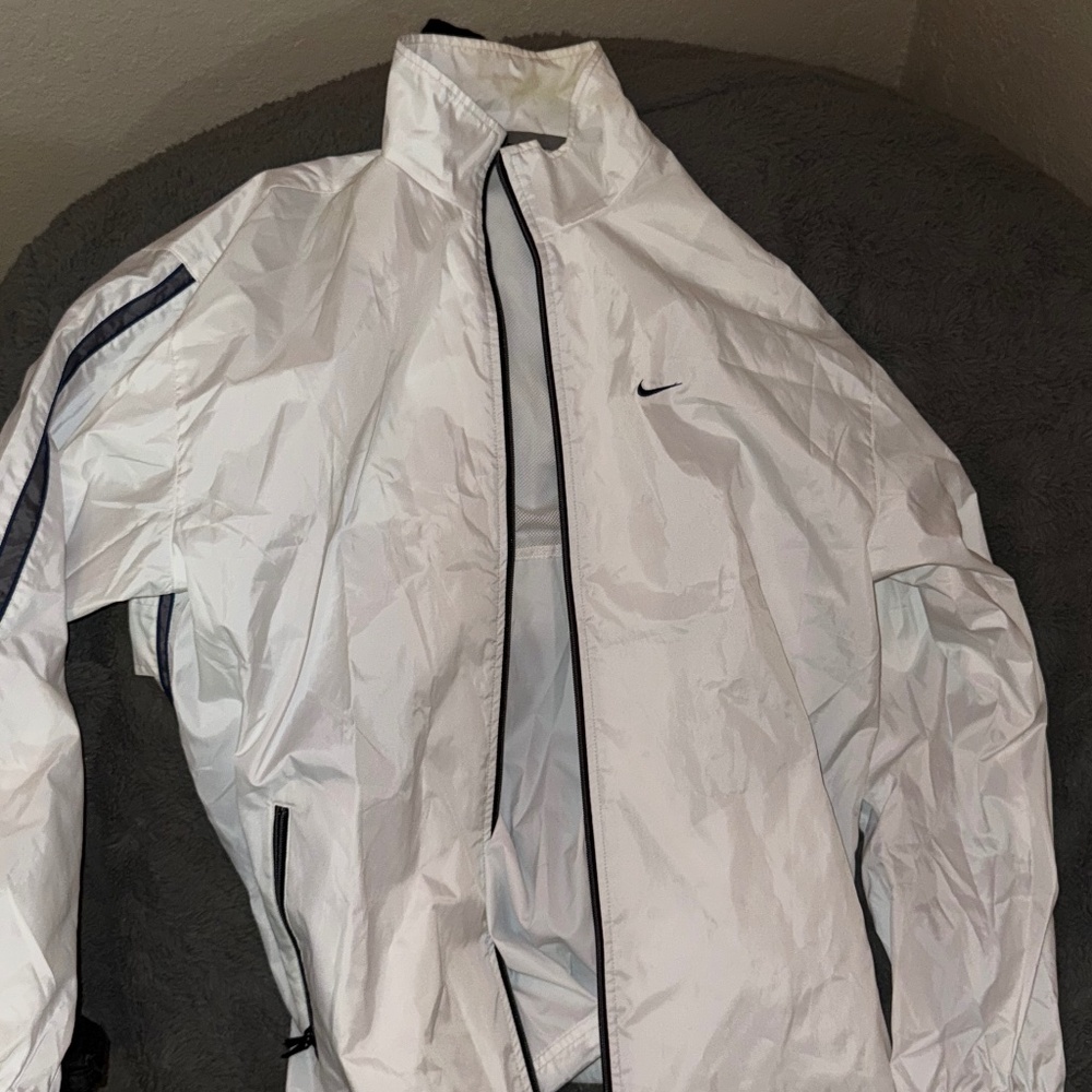 Nike windbreaker sweatsuit